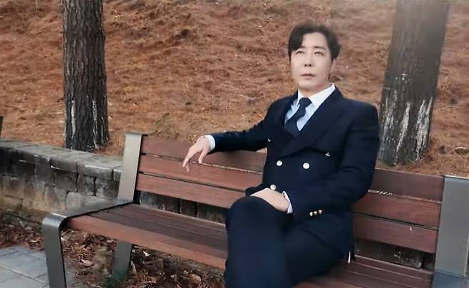 Vụ bắt quả tang ngoại tình hồi hộp nhất showbiz: Nam diễn viên cài định vị, tóm gọn chằng chứng sốc của vợ- Ảnh 3.