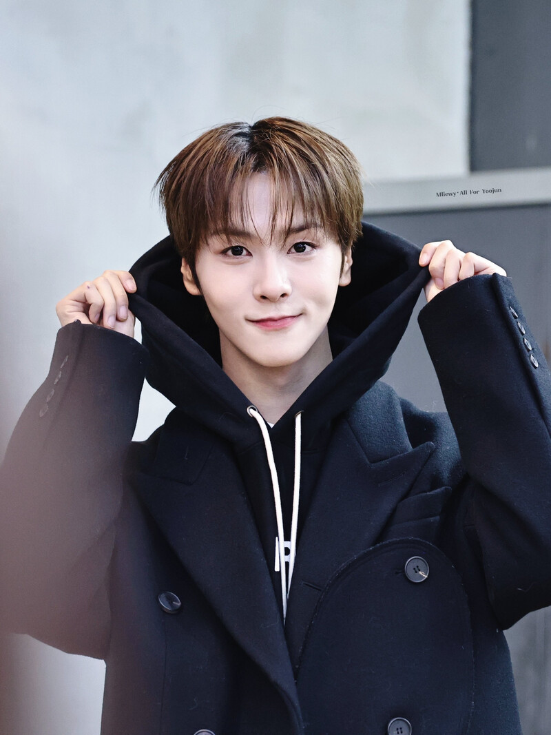 Lộ ảnh hẹn hò của Soobin- Ảnh 12.