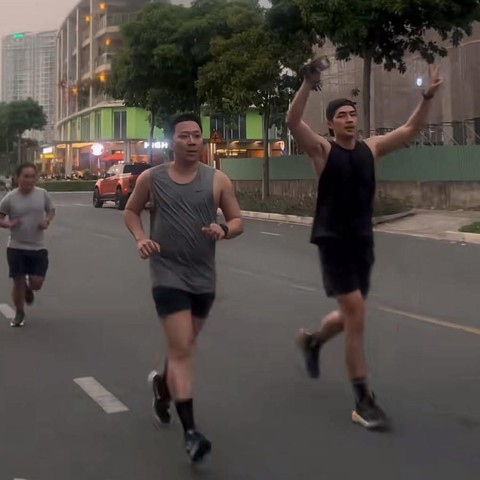 Trấn Thành bị bắt quả tang lúc 2 giờ sáng- Ảnh 3.