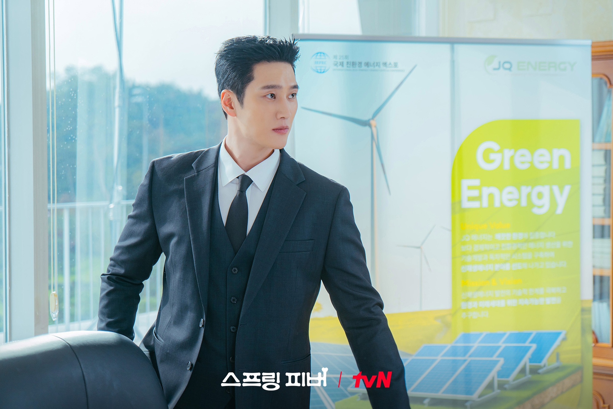 10 lần trúng độc đắc không bằng cưới được tổng tài này: Cơ bắp, quyền lực, tài lực đủ cả, chị em đổ ầm ầm- Ảnh 7.