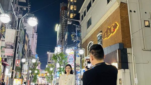 Đỗ Hà đứng yên cũng có chuyện 29 Đỗ Hà đứng yên cũng có chuyện 339793 1761476442185 17614764424911450070615 1764129998512510609939 1764161768181 17641617683681772343826 1765762610938520122615 1765763581082 17657635814521590605445