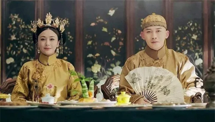 Chênh lệch về chế độ lương và thị tẩm giữa hoàng hậu, phi tần nhà Thanh- Ảnh 1.