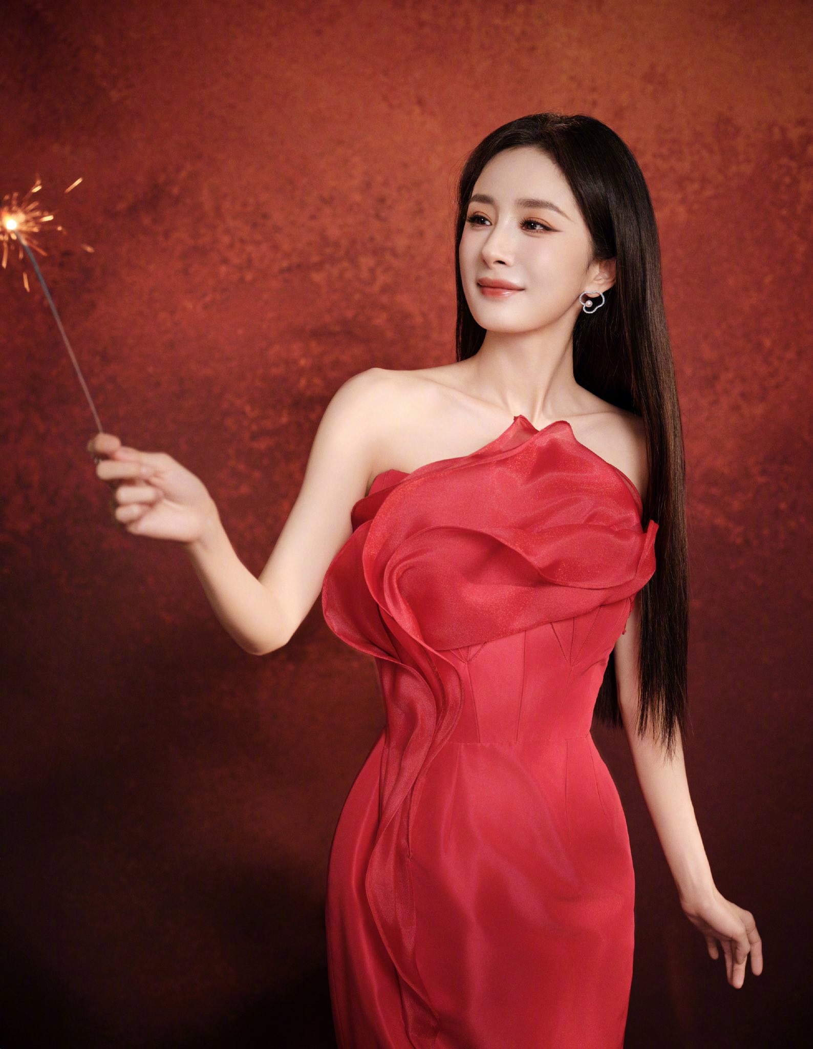 Đào mai nở rộ cũng thua mỹ nhân đẹp nhất 29 Tết: Visual nữ thần mùa xuân, càng ngắm càng vui phơi phới- Ảnh 11.