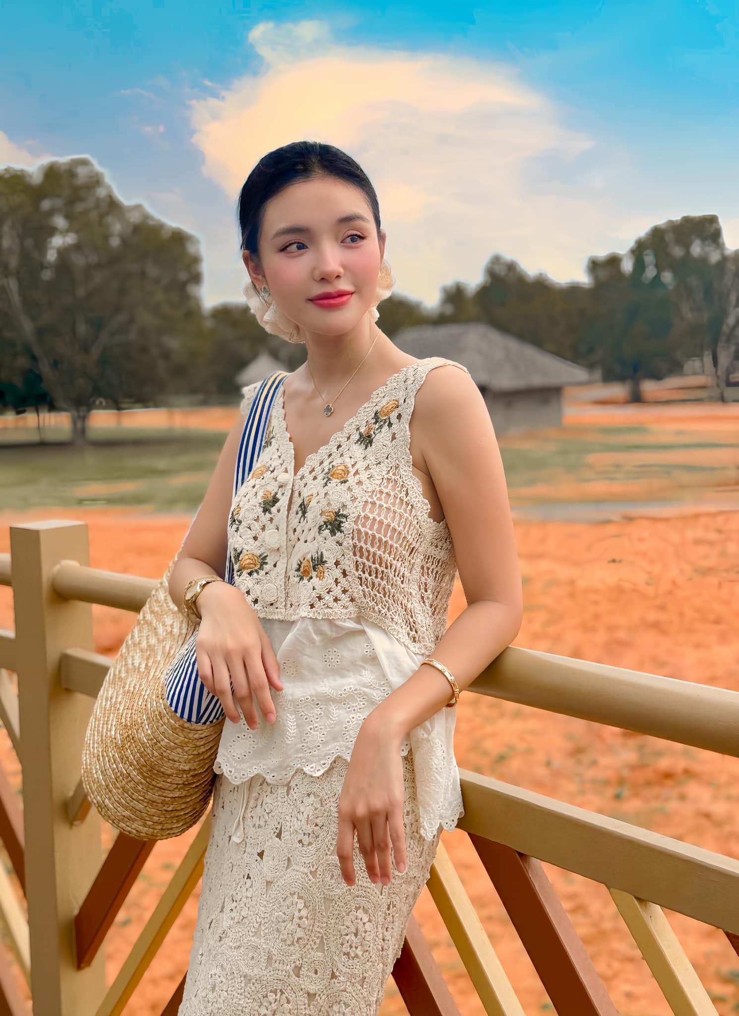 Mỹ nhân Việt đổi đời chỉ nhờ 1 cái bĩu môi: Xuất thân dòng dõi hoàng tộc, visual đúng chuẩn sang xịn mịn- Ảnh 3.