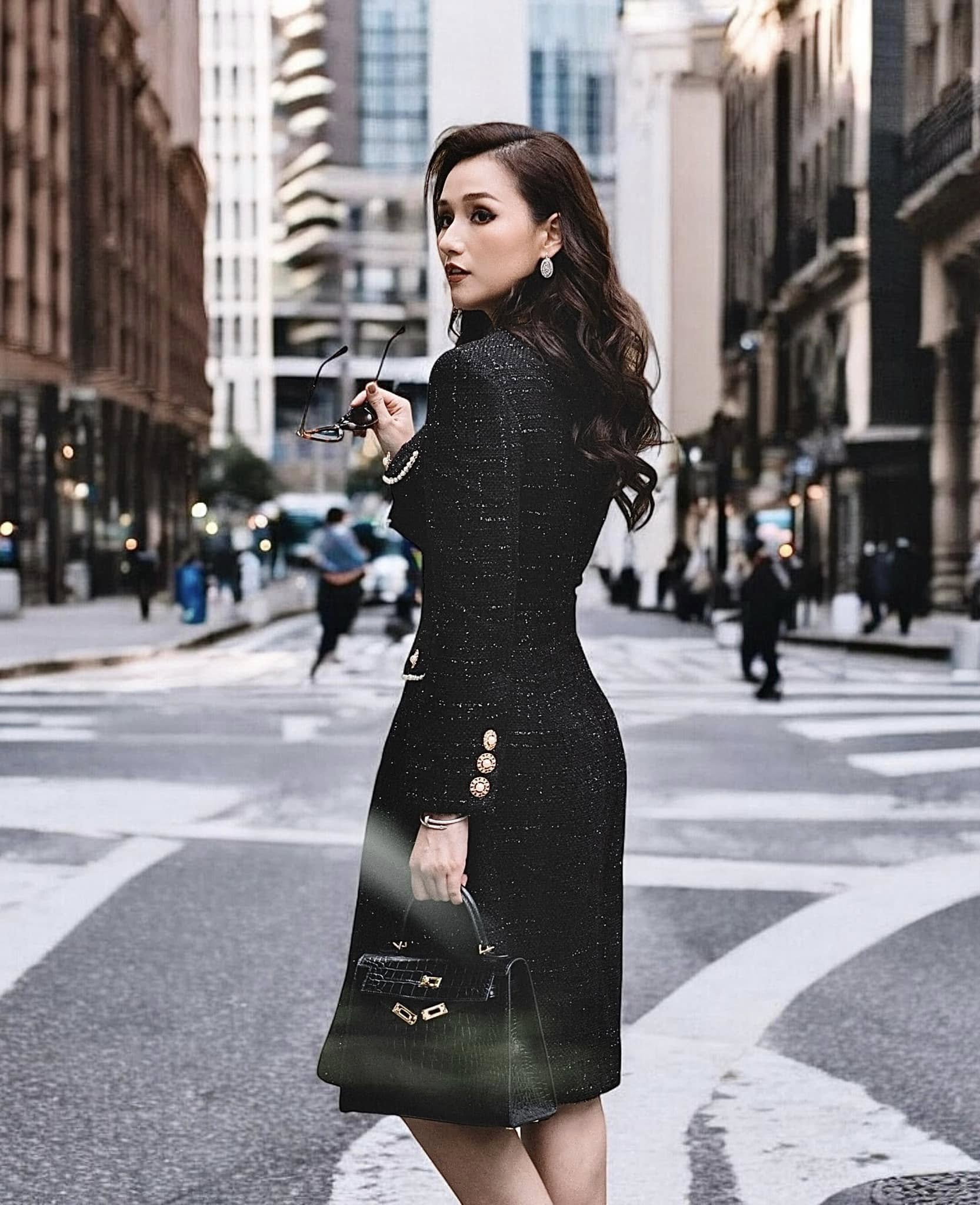 Nhan sắc bà chủ chuỗi siêu thị là