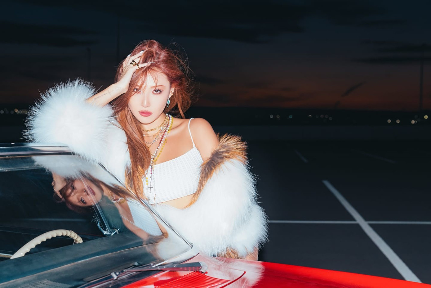 Biểu tượng sexy làm chao đảo làng nhạc- Ảnh 2.