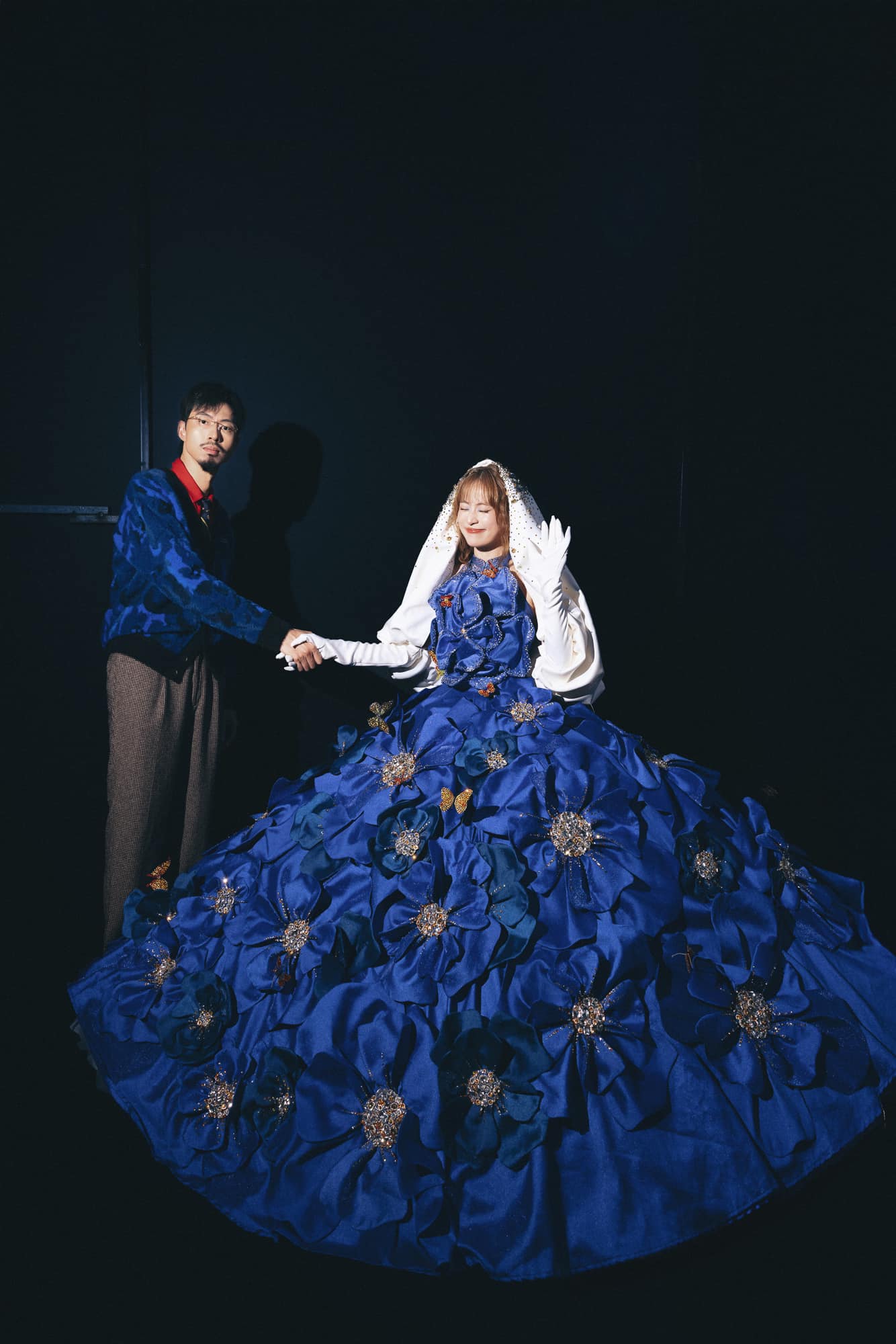 Hoàng Thuỳ Linh công khai gọi