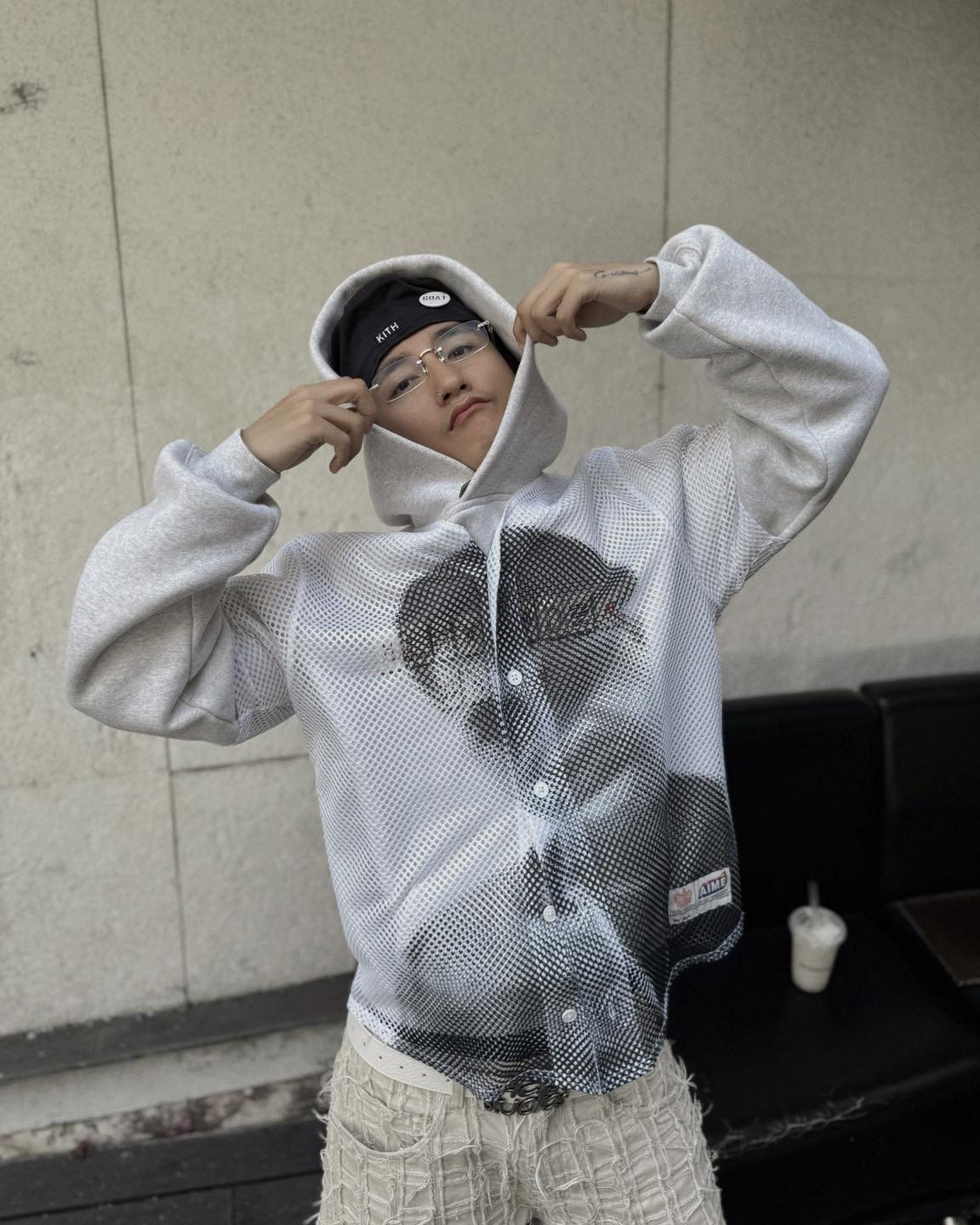 Chuyện không thể ngờ xảy ra với Trấn Thành và Sơn Tùng tại sân bay ngày giáp Tết- Ảnh 2.