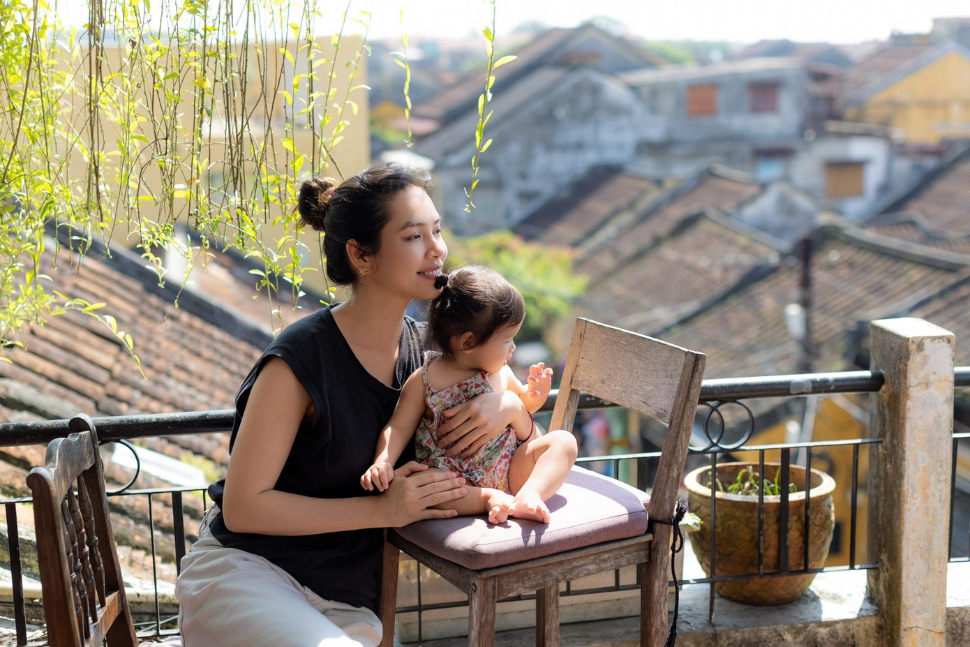 Hoàng My một mình nuôi con- Ảnh 5.