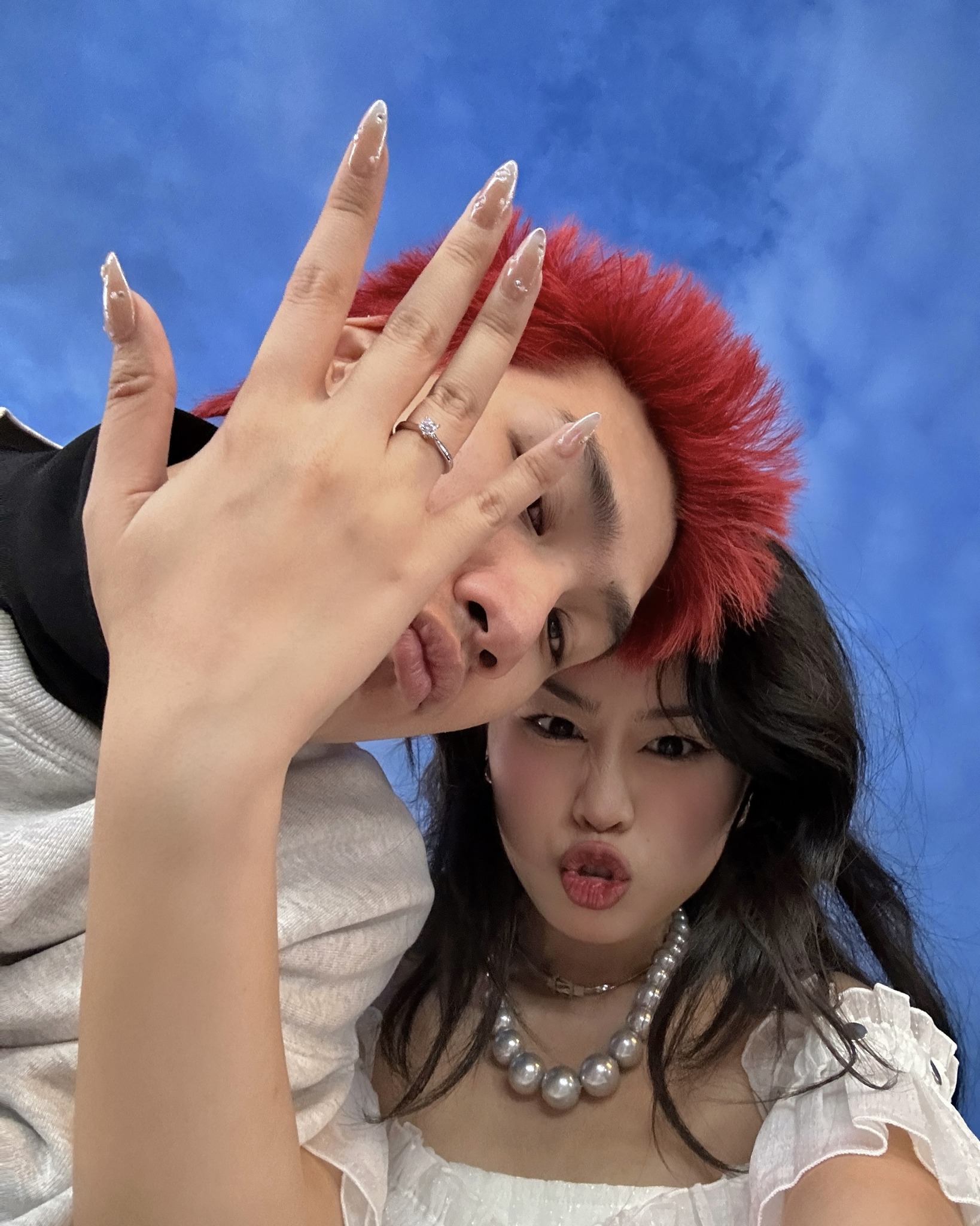 1 Anh Trai Say Hi rơi nhẫn cưới tại concert, phản ứng của bà xã mới đáng bàn- Ảnh 2.