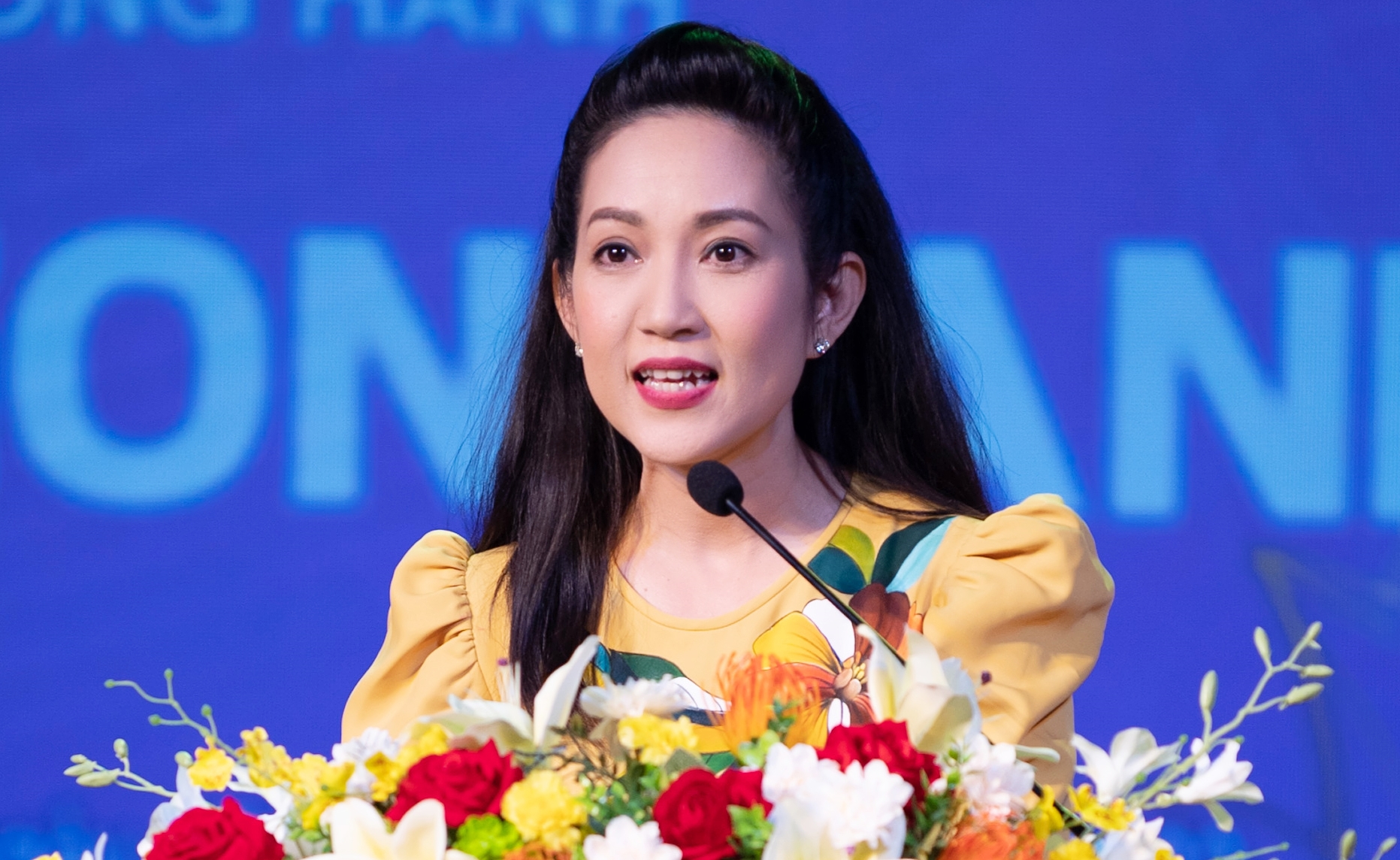 Việt Nam có NSND mang hàm Trung tá, là PGĐ Sở VH-TT TP.HCM: Showbiz từ già đến trẻ không ai dám đắc tội- Ảnh 3.