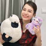 Nữ diễn viên duy nhất đóng cả 2 phim Tết đang thống trị phòng vé, lên hình vài giây mà hot chẳng kém ai 49016714210627579225660118022407688500585993n 112535 1772080512222 1772080513413375761430