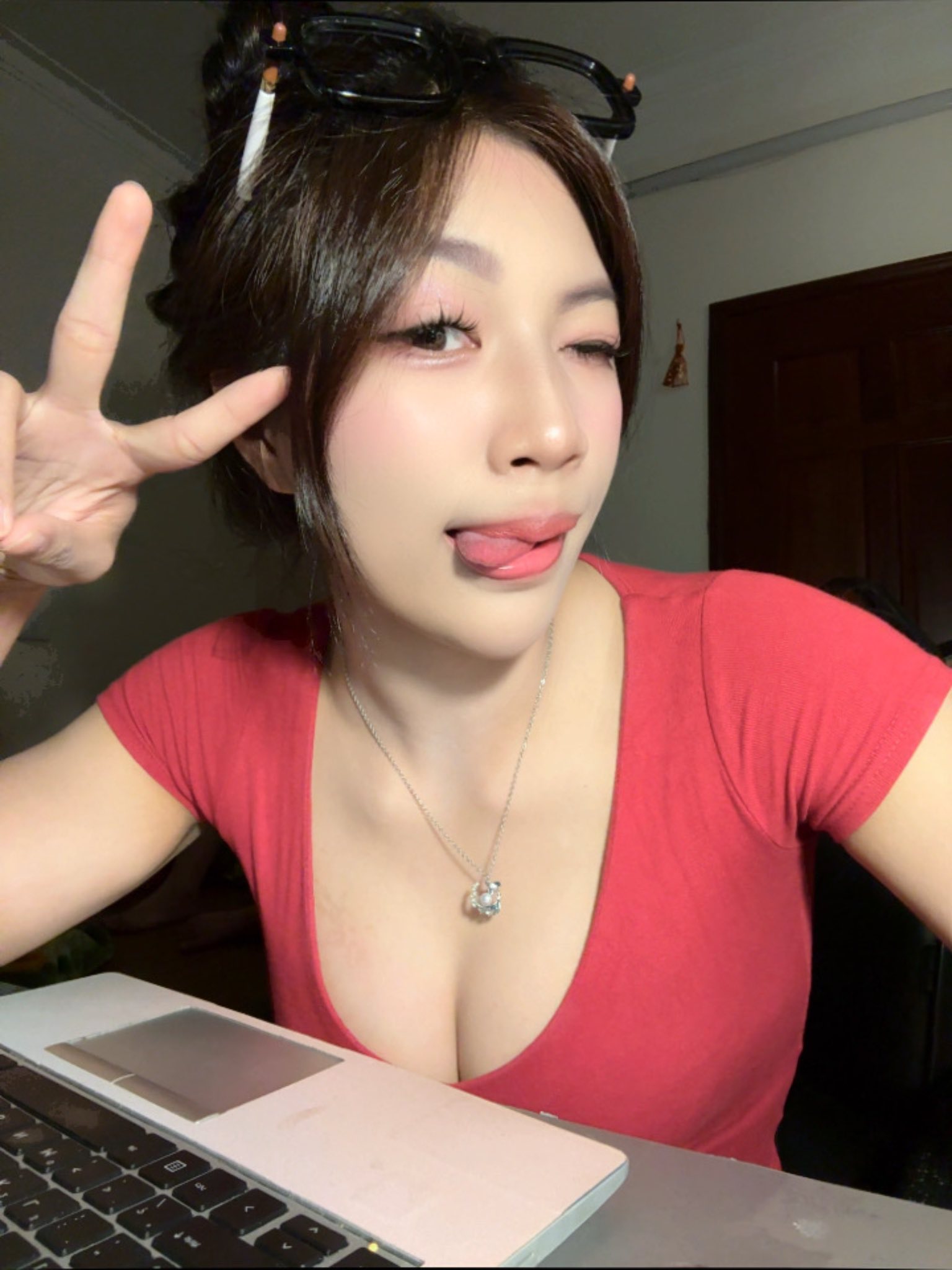 Bóng hồng sới vật Anh Thơ lại trở thành