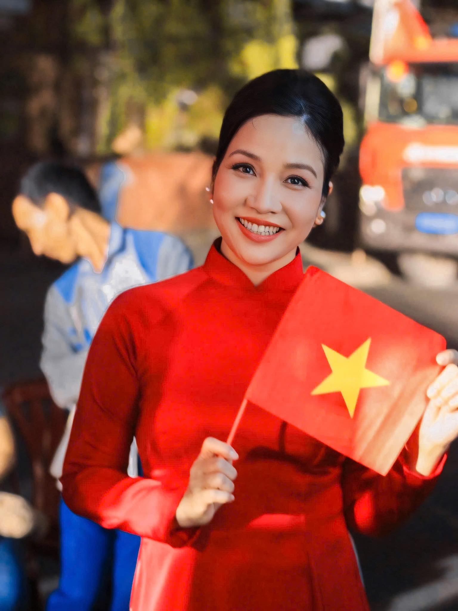 Đây mà là diva Mỹ Linh sao?- Ảnh 4. Đây mà là diva Mỹ Linh sao?- Ảnh 4.