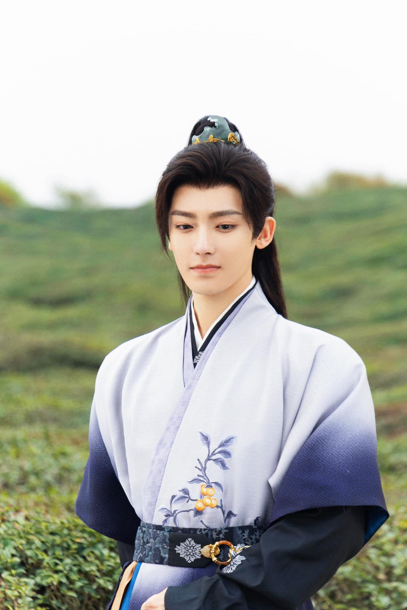 Chỉ cần cặp đôi này đứng cạnh nhau thì nơi đó chính là bồng lai tiên cảnh, đẹp đến nỗi không cho ai đẹp cùng- Ảnh 2.