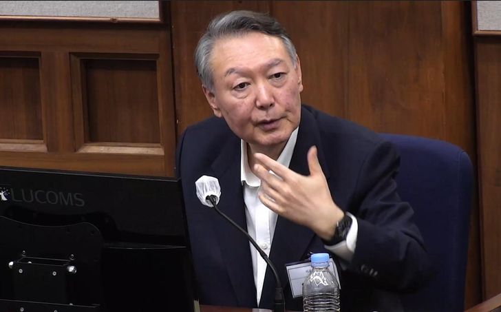 Cựu Tổng thống Hàn Quốc Yoon Suk Yeol bị đề nghị án tử hình- Ảnh 2.