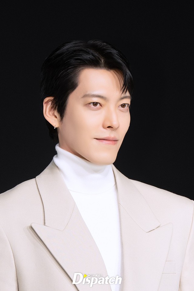 Kim Woo Bin tái xuất hậu hưởng tuần trăng mật nhưng Shin Min Ah mới là người được khen- Ảnh 7.