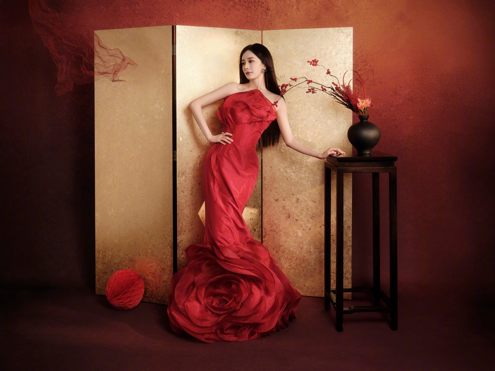 Đào mai nở rộ cũng thua mỹ nhân đẹp nhất 29 Tết: Visual nữ thần mùa xuân, càng ngắm càng vui phơi phới- Ảnh 3.