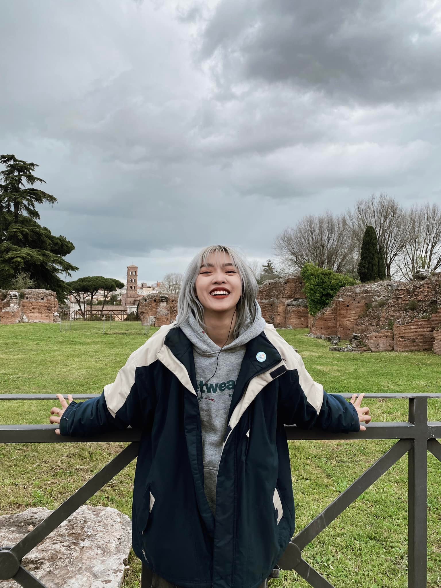 Nữ quản lý vừa được sao nam Vbiz cầu hôn là ai?- Ảnh 4. Nữ quản lý vừa được sao nam Vbiz cầu hôn là ai?- Ảnh 4.