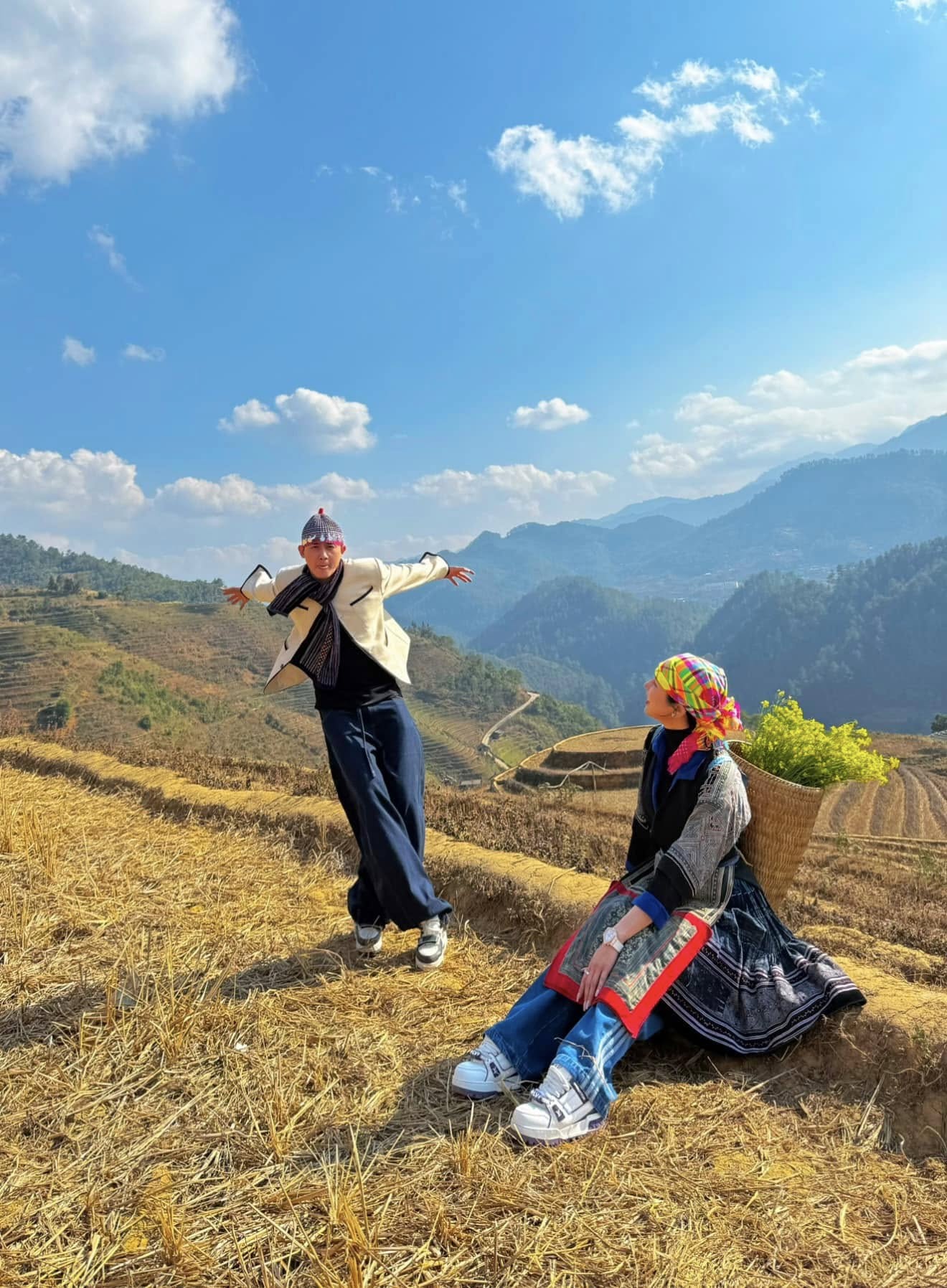 Diệp Lâm Anh chăm tình trẻ