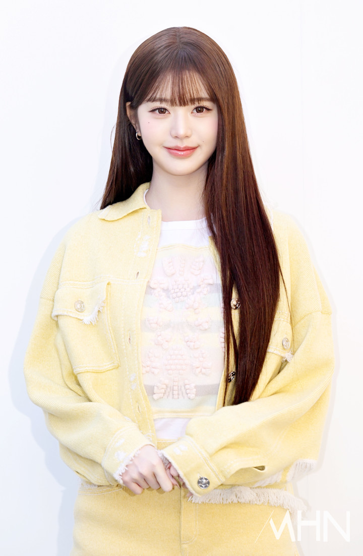 “Công chúa Kpop” bị mắng ngay giữa sự kiện, ngượng ngùng rồi phải rời đi ngay- Ảnh 3.