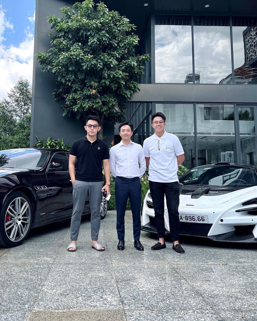 Doanh nhân từng bị hôn thê cũ đòi nợ hàng chục tỷ đang hẹn hò với diễn viên hơn 10 tuổi?- Ảnh 5.