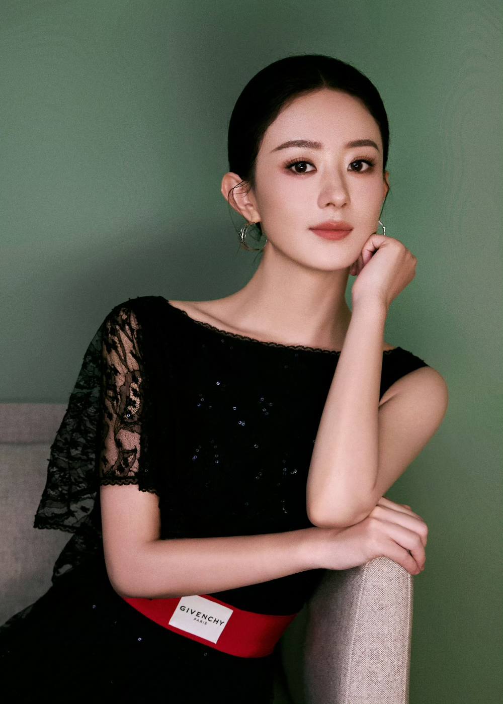 Dương Mịch quá điên rồi: Phim cũ chiếu 10 năm vẫn chiếm top 1 rating cả nước, không sợ Triệu Lệ Dĩnh nghĩ quẩn à?- Ảnh 4.