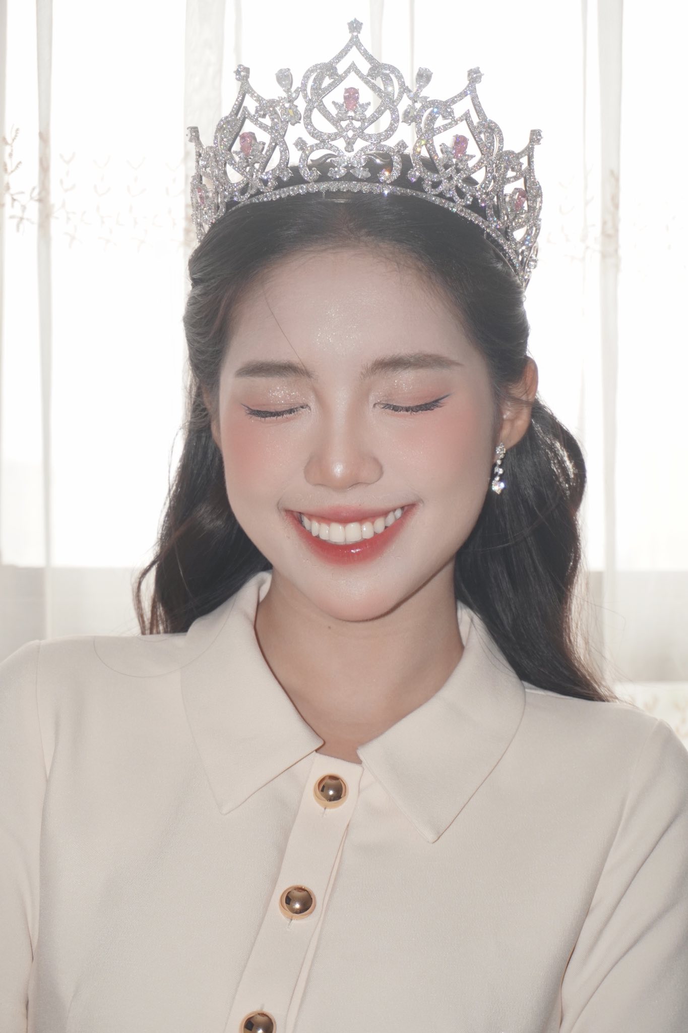 Một Á hậu Việt bất ngờ xuất hiện trên trang Thông tin Chính phủ- Ảnh 5.