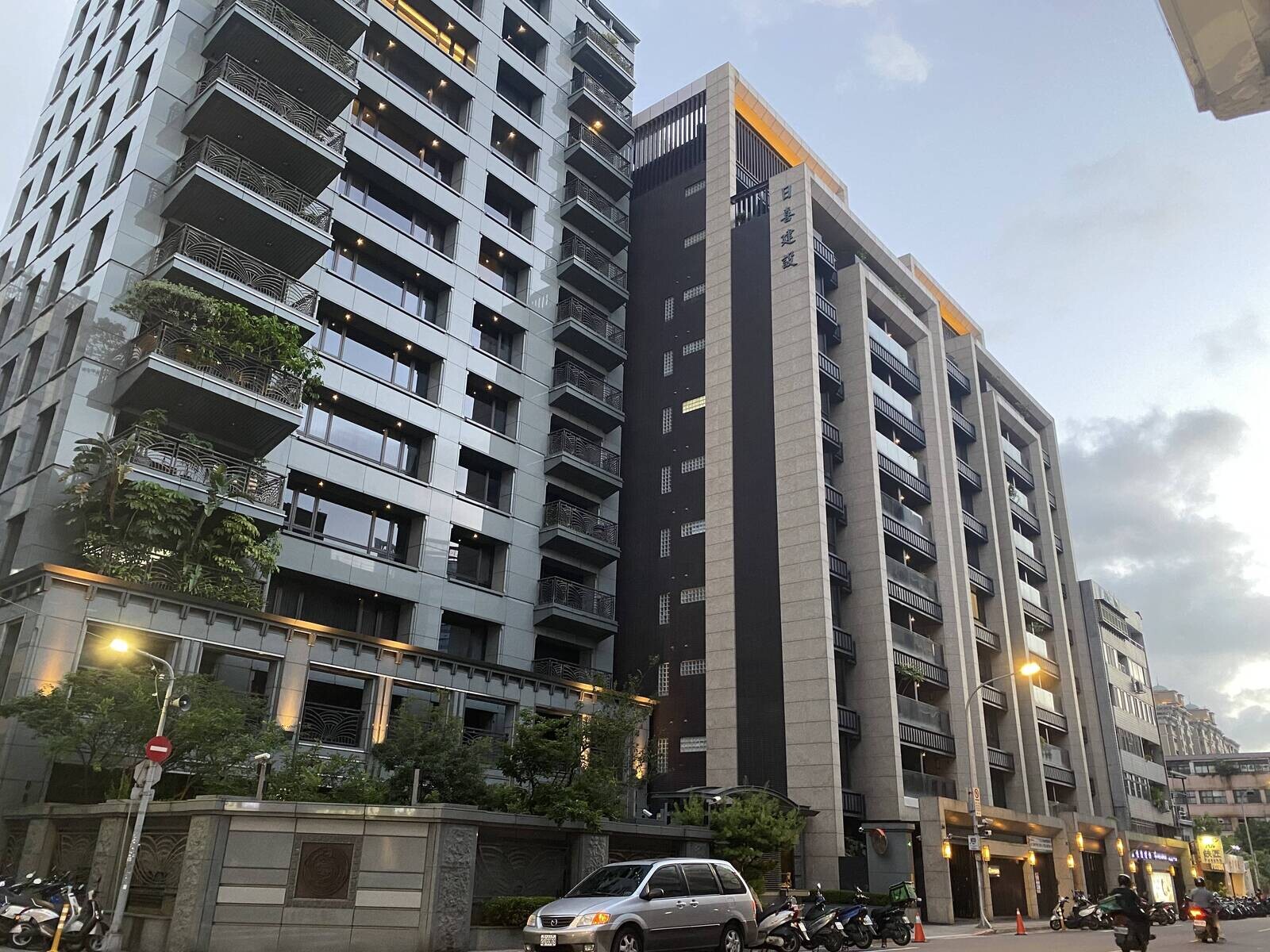 Phát hiện nhiều người mua nhà được tặng 1kg vàng, 2 năm sau kết quả lãi lỗ ít ai ngờ- Ảnh 2.