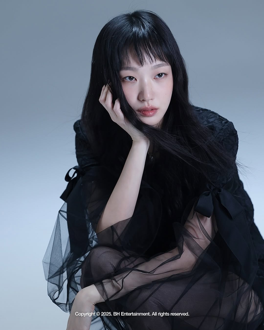 Quá nể mỹ nhân được cả showbiz khao khát: Visual thách ai đụng hàng, cứ tái xuất là toàn cầu nức nở- Ảnh 5.