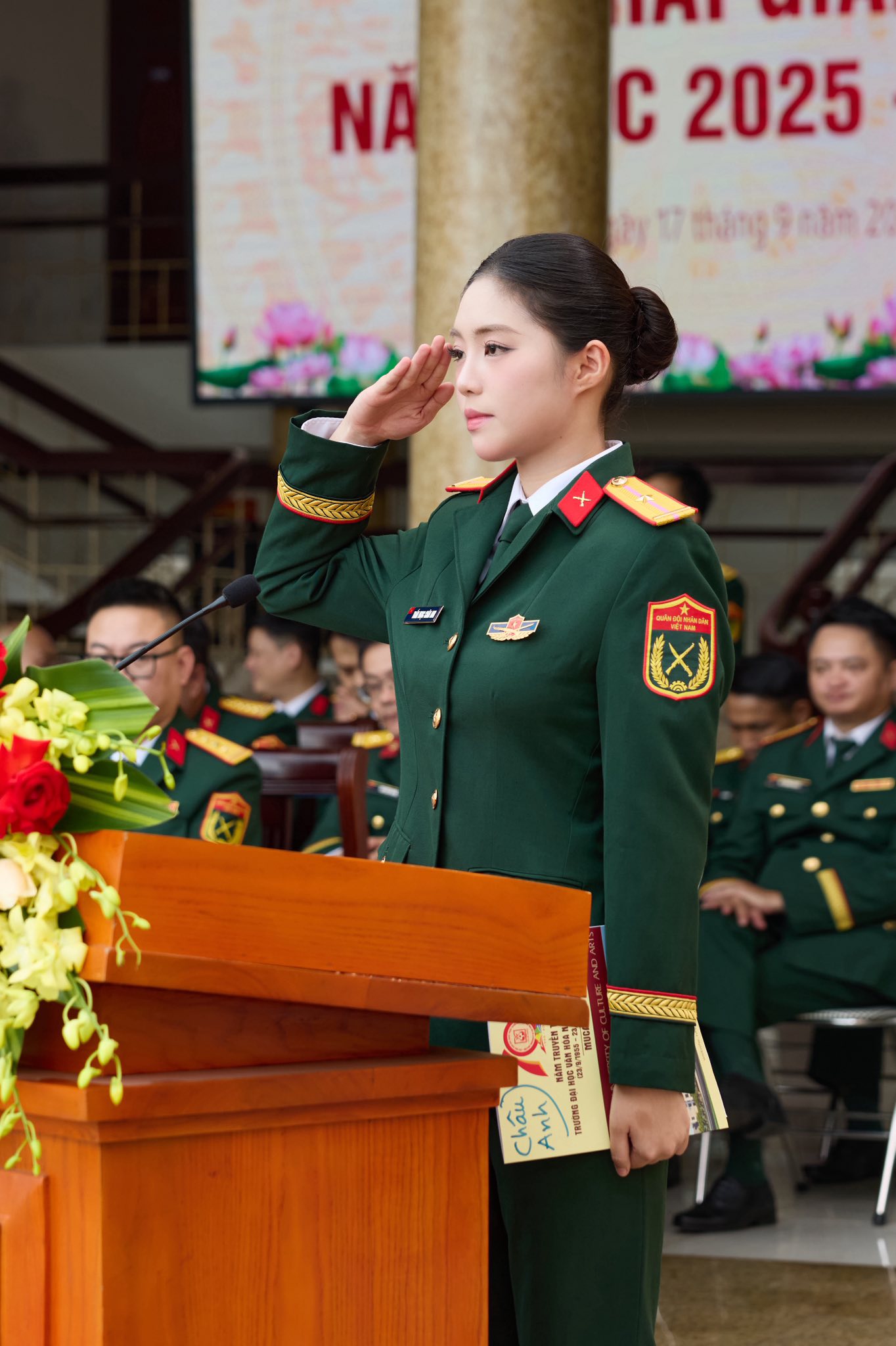 Một Á hậu Việt bất ngờ xuất hiện trên trang Thông tin Chính phủ- Ảnh 2.