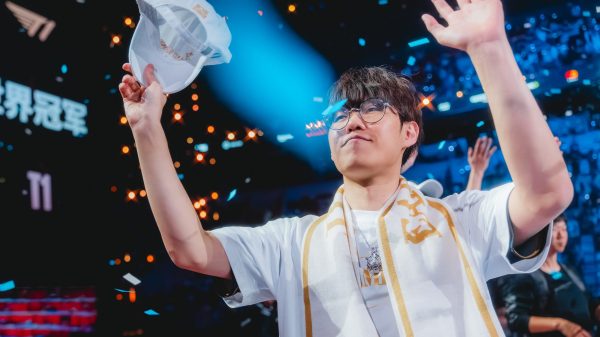 LMHT: Hậu Fan Meeting T1, Oner "Đánh Úp" Người Hâm Mộ Bằng Việc Gia Hạn Hợp Đồng 54912597379 862a0510dc k jtkljpg