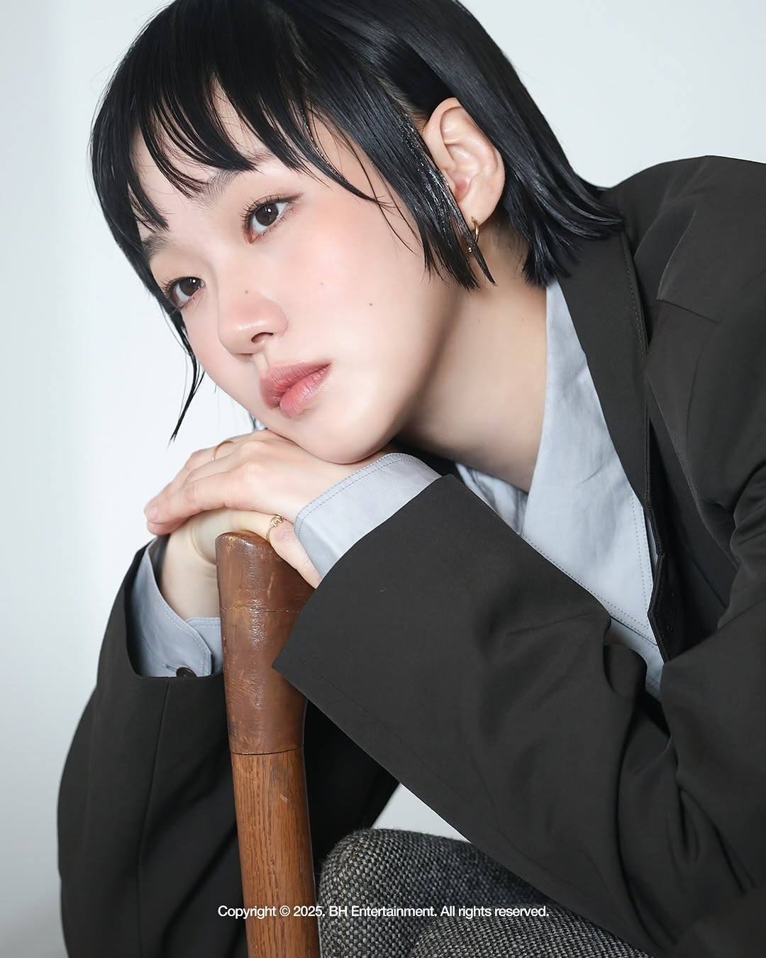 Quá nể mỹ nhân được cả showbiz khao khát: Visual thách ai đụng hàng, cứ tái xuất là toàn cầu nức nở- Ảnh 7.