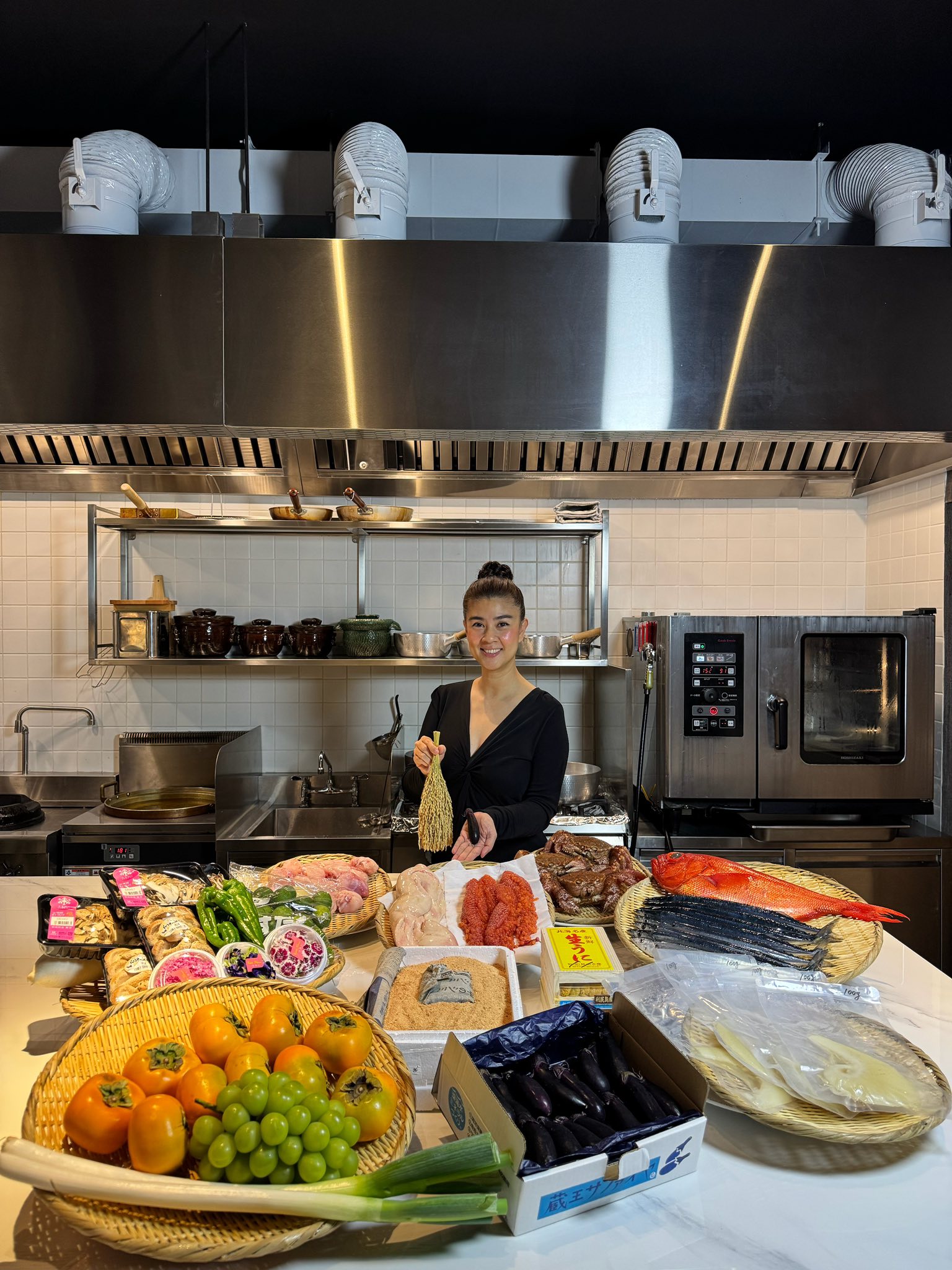 "Nữ hoàng phòng vé" một thời: Từ bán xôi vỉa hè đến chủ chuỗi nhà hàng sang trọng, U50 đột ngột thay đổi 55732590636793353322183645098410442783496761n 1769348942499 17693489428962044513947