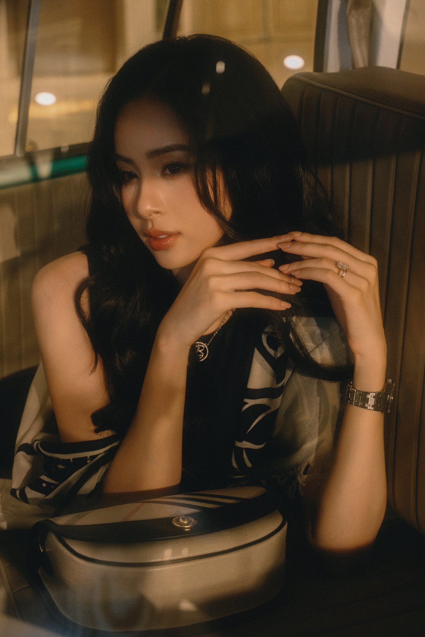 Mỹ nhân 2k2 đẹp như bước ra từ trong tranh, được mẹ chồng chấm ngay từ lần đầu gặp một bước vào nhà hào môn- Ảnh 2.