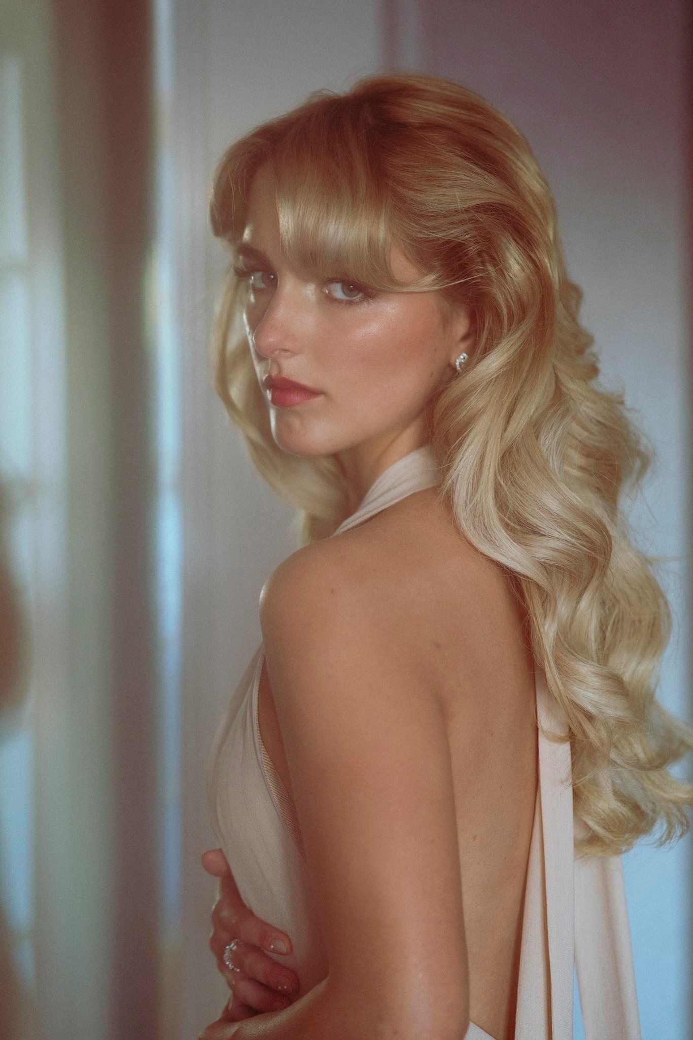 10 mỹ nhân đẹp nhất thế giới 2025: Địch Lệ Nhiệt Ba xếp thứ 6, hạng 1 càng ngắm càng say như điếu đổ- Ảnh 1.