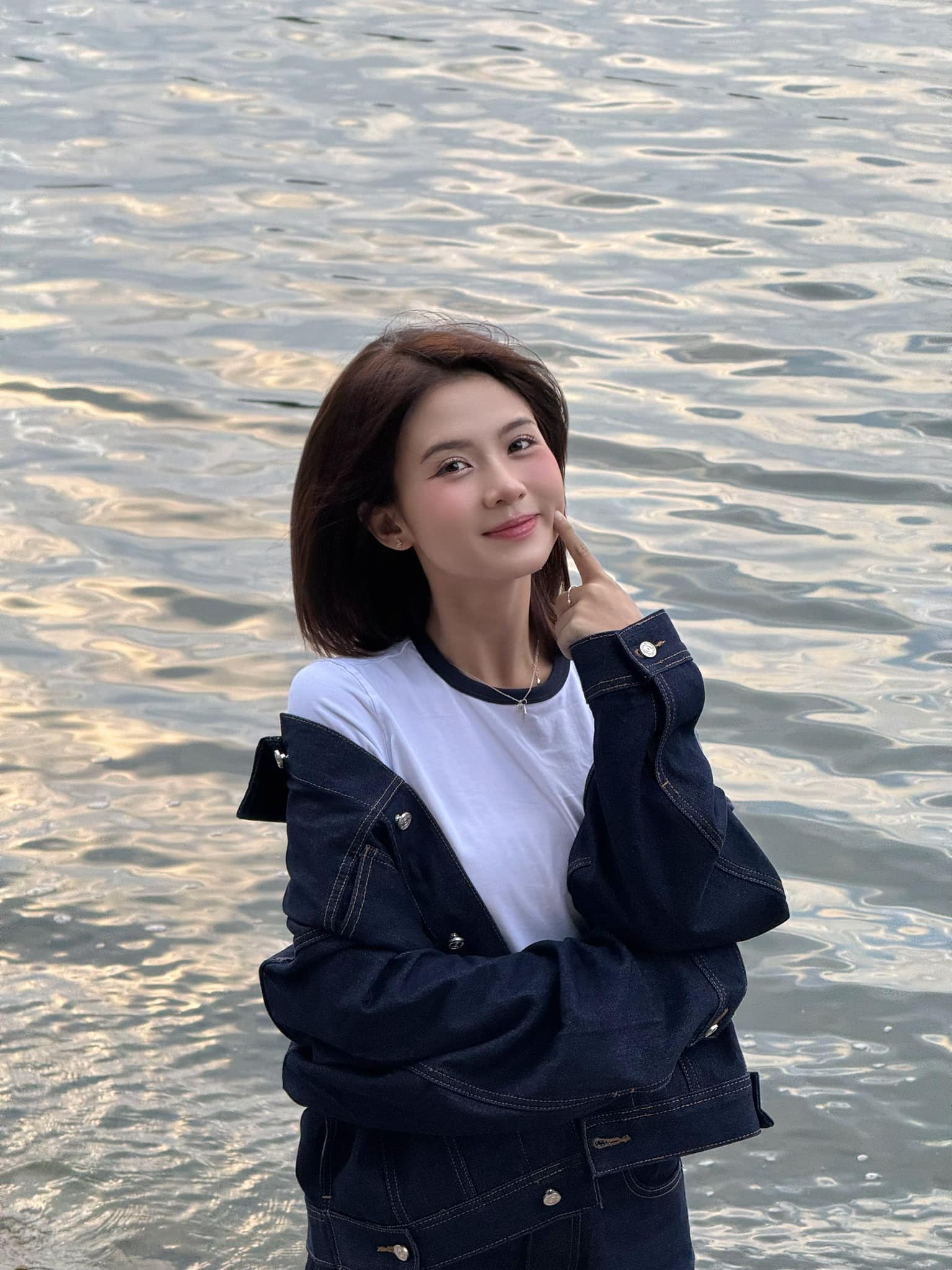 Phía diễn viên Chang Mây