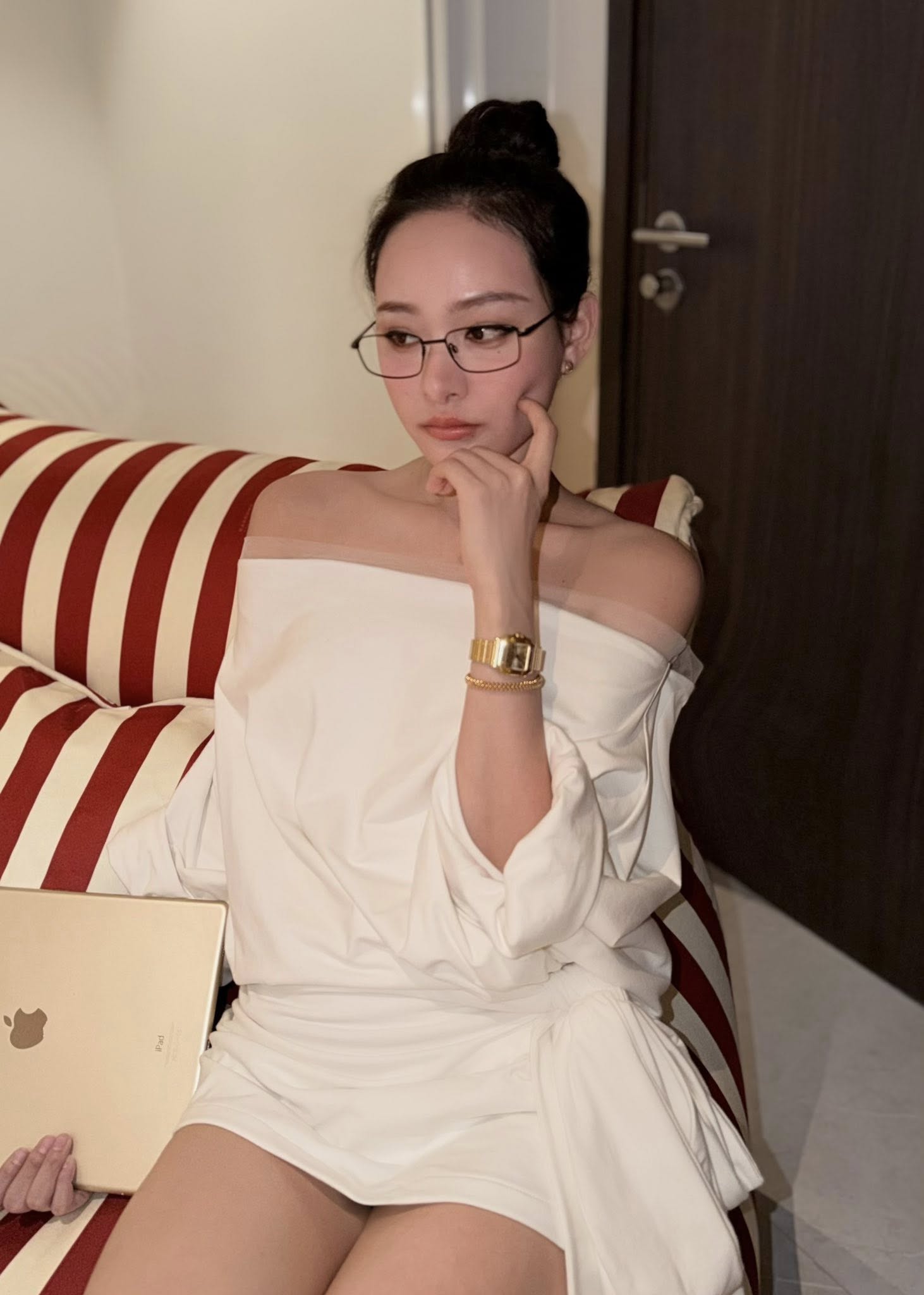 Hiền Hồ liên quan gì với hot girl Linh Trương?- Ảnh 2.