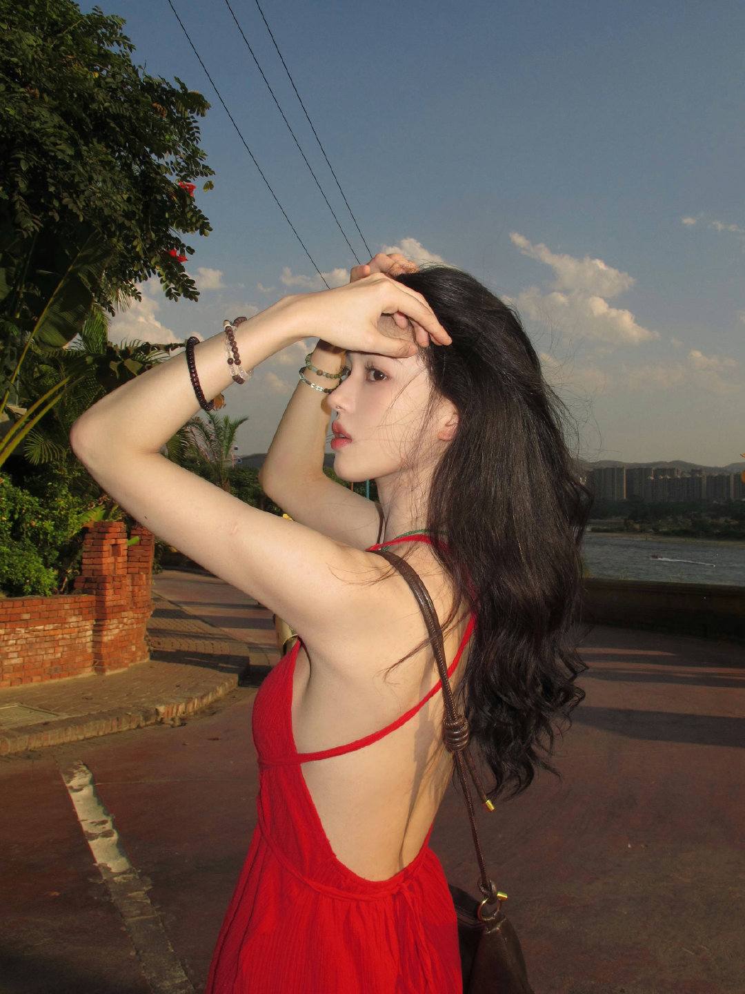 Trung Quốc hiện tại không ai mặc đẹp hơn mỹ nhân này: Đóng 1 phim mà mặc 20 bộ Haute Couture, đeo vòng cổ giá hàng triệu đô- Ảnh 8.