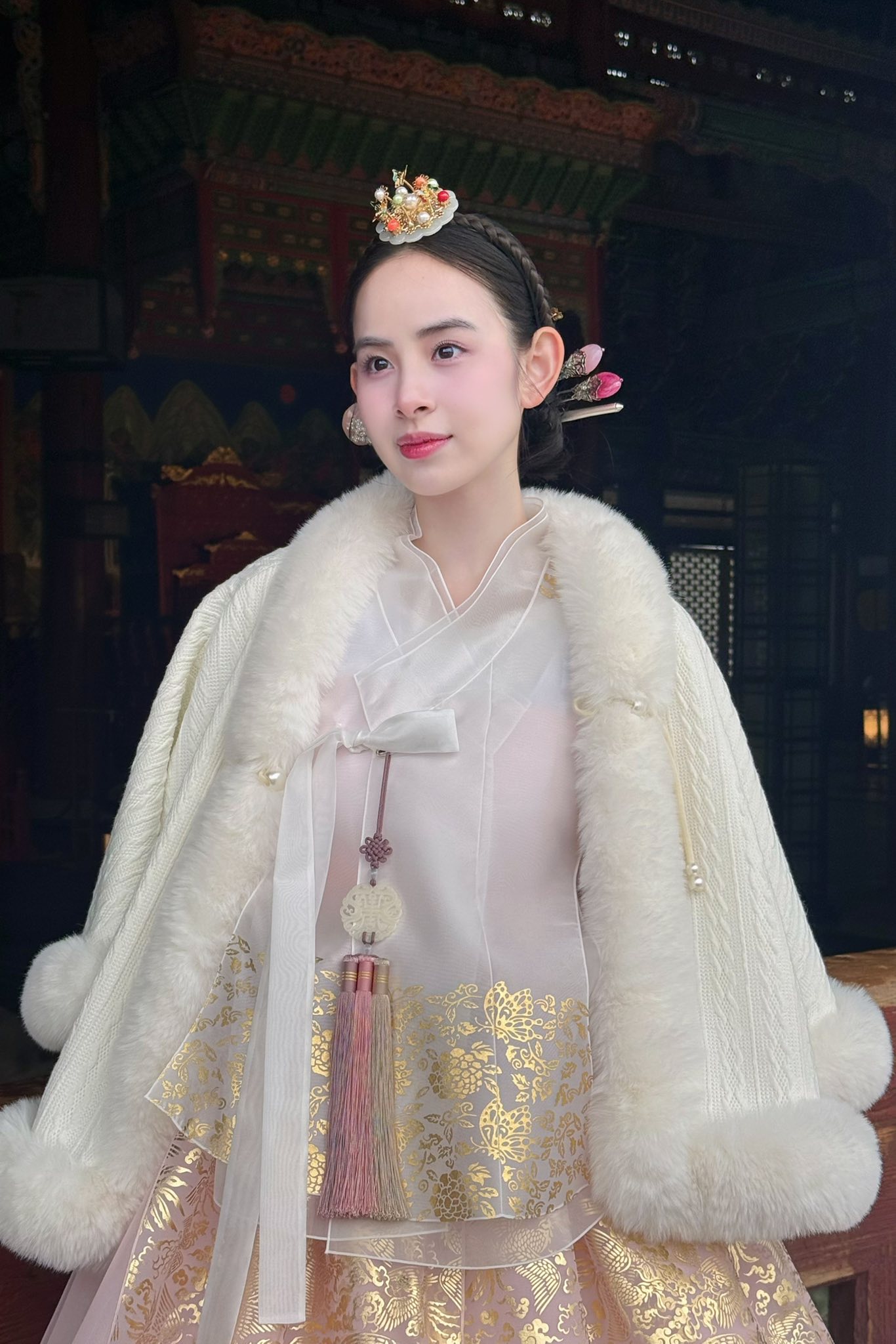 Mỹ nhân 2k2 đẹp như bước ra từ trong tranh, được mẹ chồng chấm ngay từ lần đầu gặp một bước vào nhà hào môn- Ảnh 7.