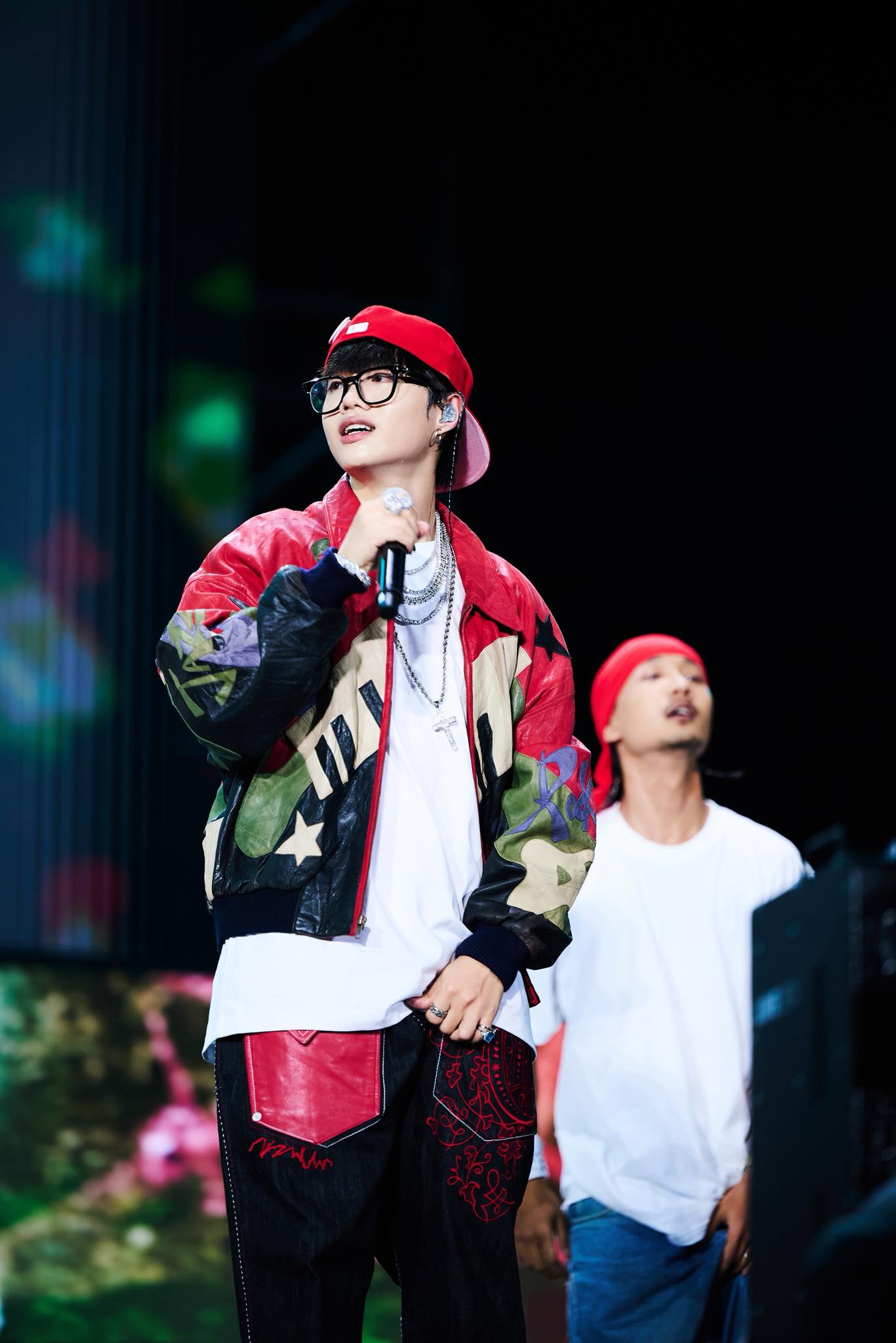 Nữ quản lý vừa được sao nam Vbiz cầu hôn là ai?- Ảnh 3. Nữ quản lý vừa được sao nam Vbiz cầu hôn là ai?- Ảnh 3.