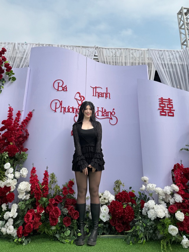 Cô gái xinh đẹp, cao 1m72