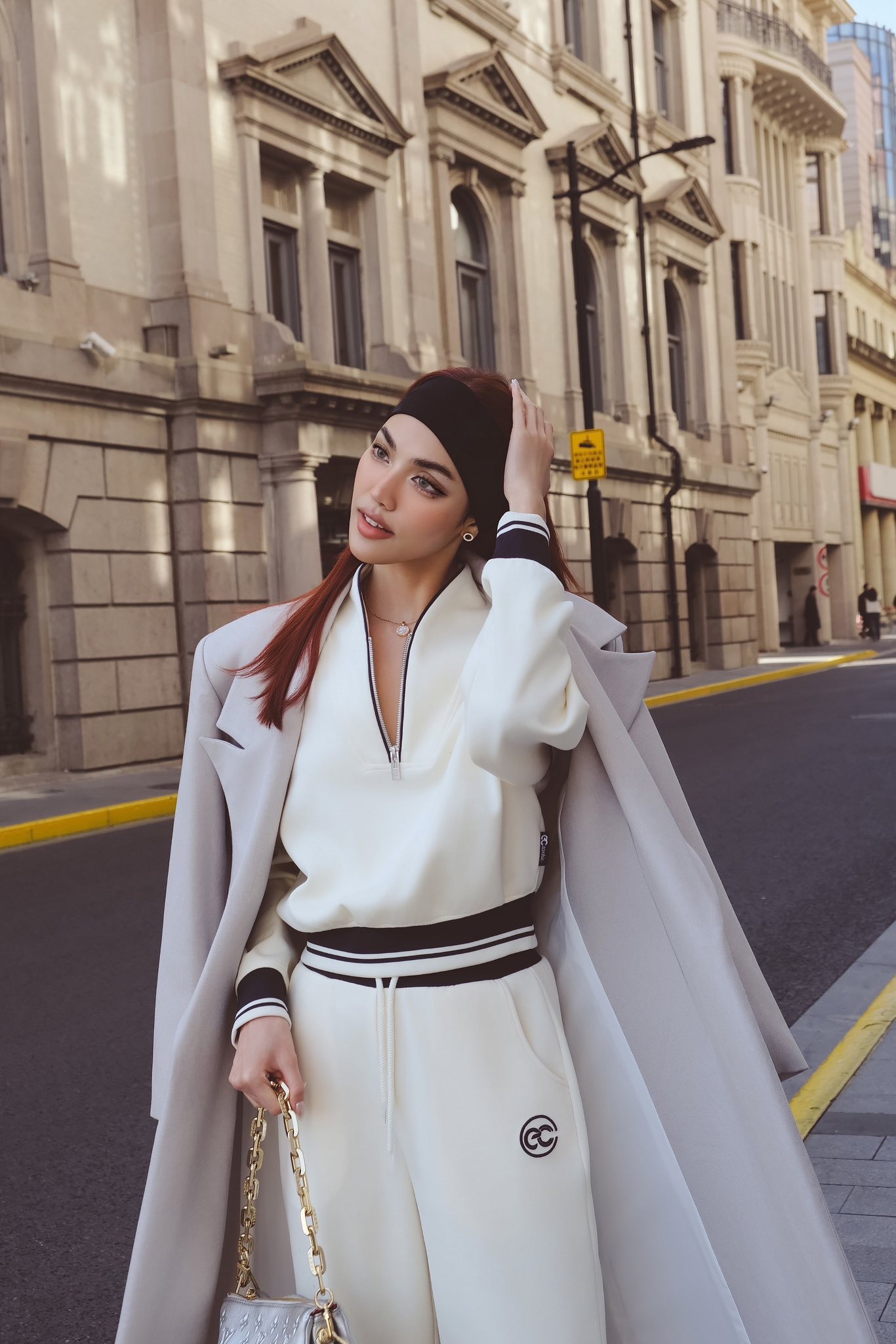 Hoa khôi lấy chồng thuộc gia tộc giàu có bậc nhất Việt Nam, sống trong biệt thự như cung điện hoàng gia- Ảnh 14.