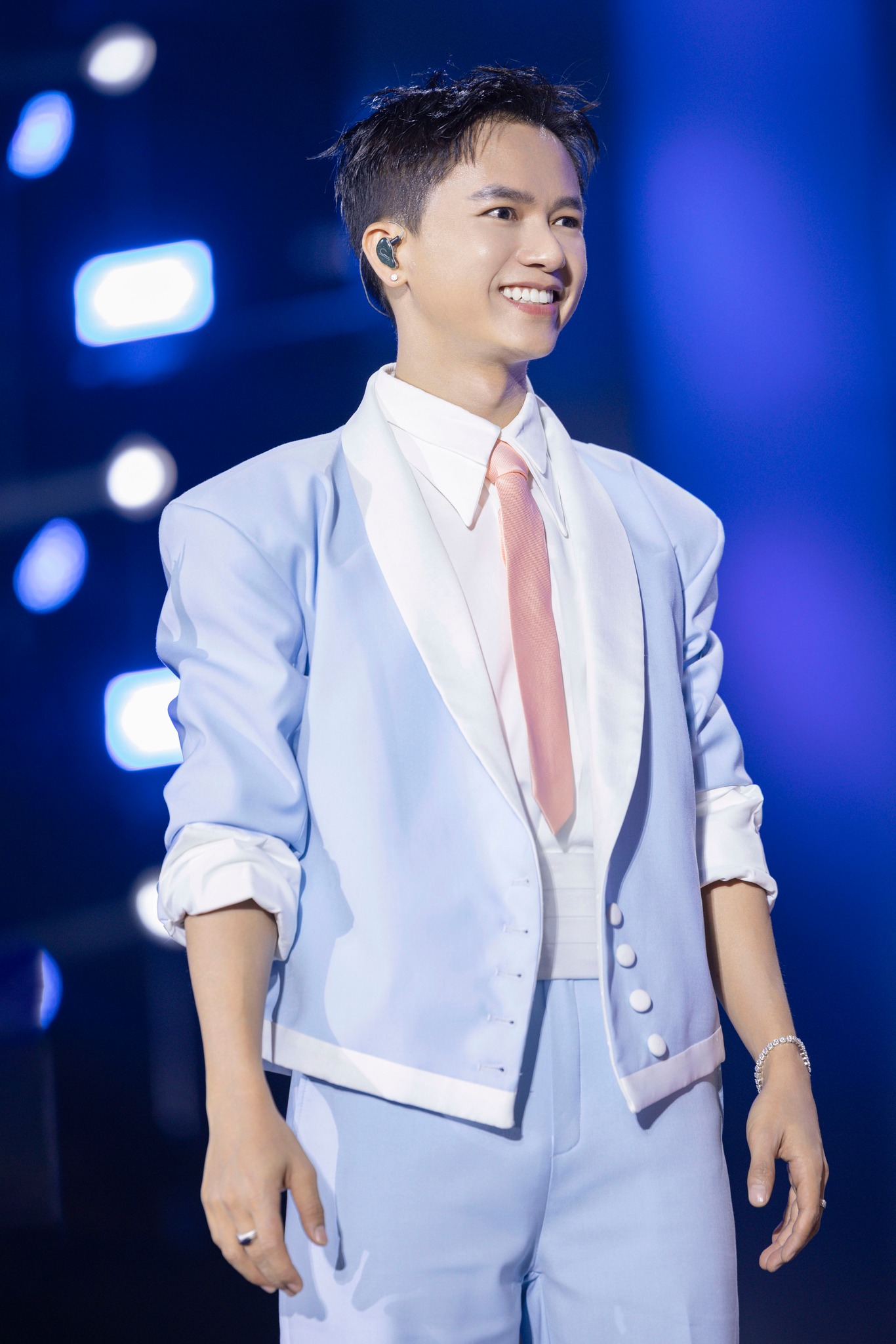 Sau 1 năm đạt vote khủng ở WeChoice, top 3 Nghệ sĩ có hoạt động nổi bật giờ ra sao?- Ảnh 4.