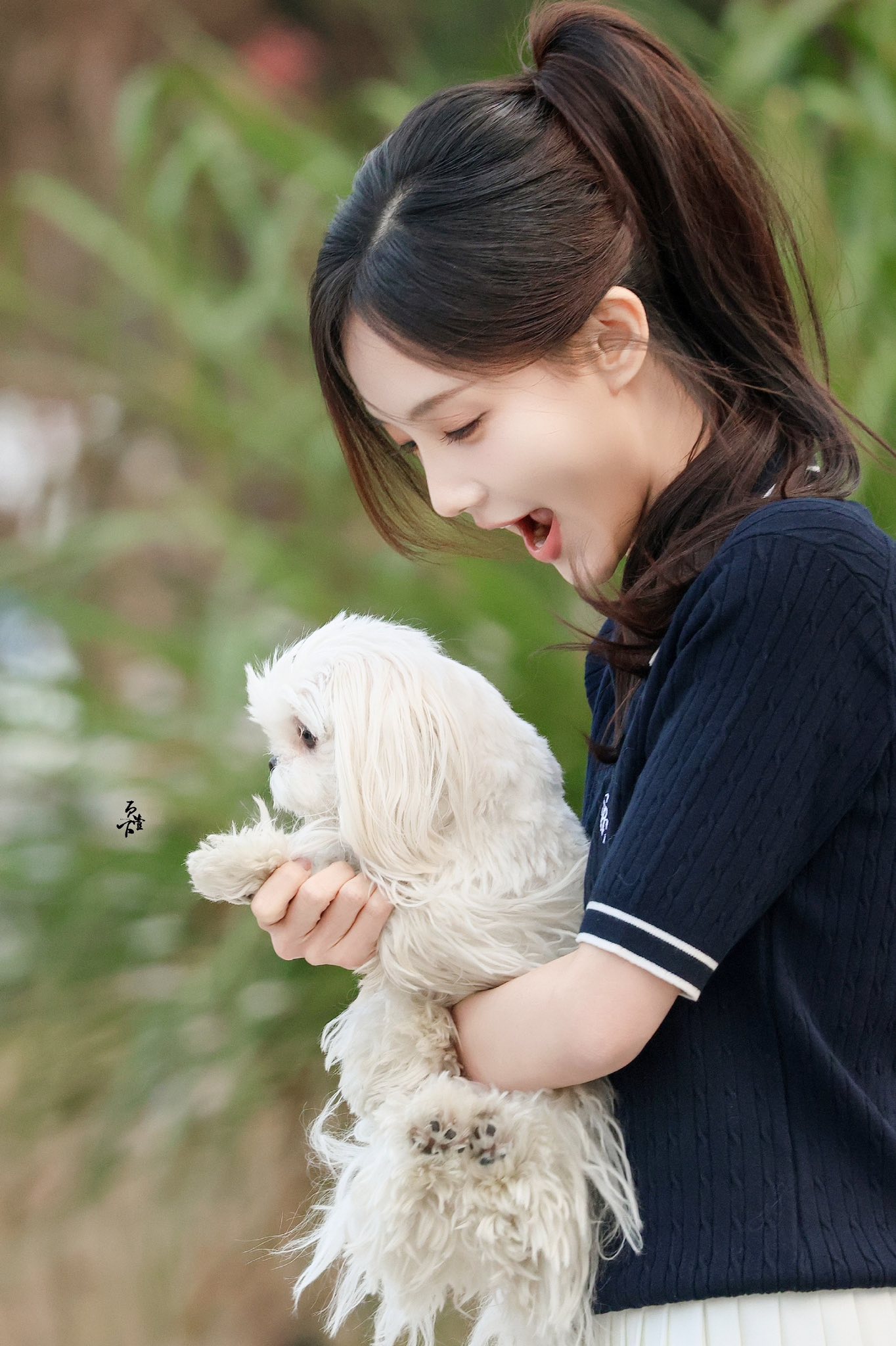 Trên đời không có mỹ nhân nào 35 tuổi vẫn trẻ khủng khiếp thế này đâu: Đẹp như thiên sứ, nói 15 tuổi cũng tin- Ảnh 1.