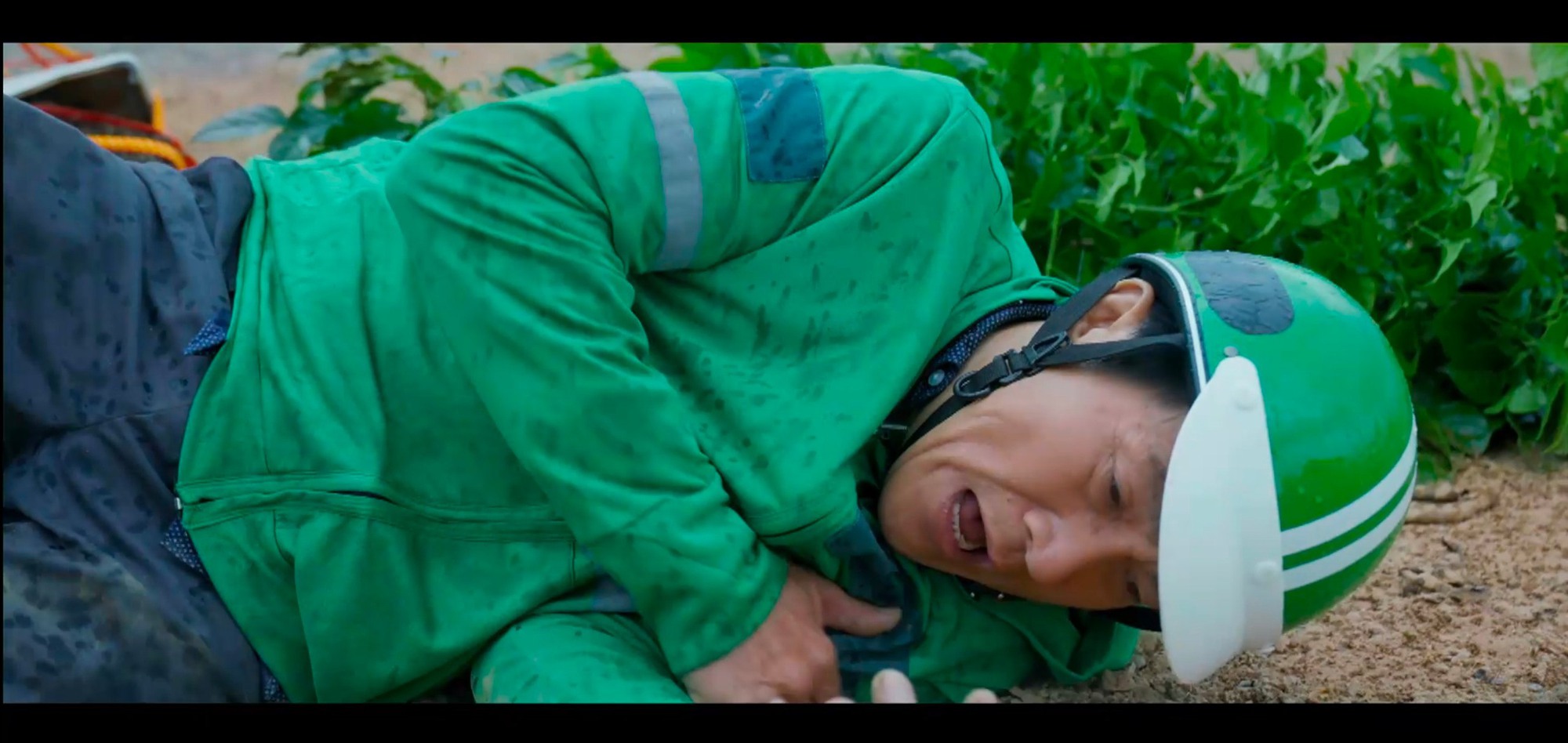 Gia cảnh sa sút, 2 vợ chồng giấu nhau đi làm shipper nhưng bị cả MXH lên án- Ảnh 3.