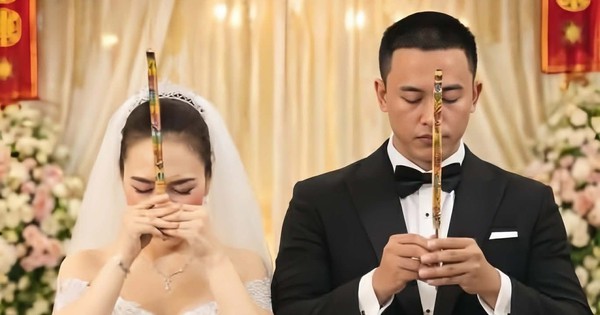 Ảnh cưới của Mỹ Tâm và Mai Tài Phến? 59781824812911388530322725044032036173533703nekdu 1765978389026 17659783897641121889295 442 0 1157 1365 crop 176597845355689303062jpg