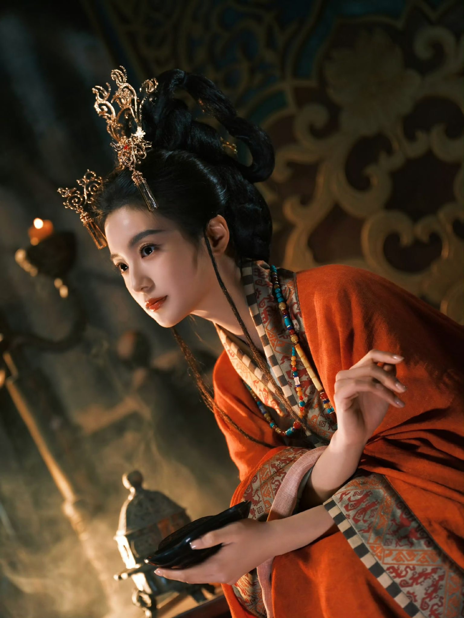 Lần đầu có mỹ nhân “mặt như mâm bạc” lại được khen nức nở: Visual tuyệt tác hội họa, không thể đẹp hơn được nữa- Ảnh 3.