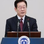 Tổng thống Hàn Quốc dùng chim cánh cụt để kêu gọi Chủ tịch Triều Tiên gặp mặt 5a65cde5b2c507957790e4d024d9d8b6 1767860117909 1767860118192239844243 22 0 622 960 crop 17678601341941184073899jpg