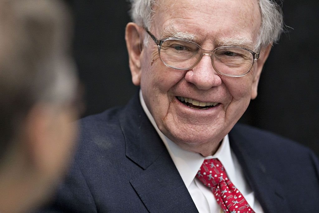 ‘Hãy tìm bạn đời kỳ vọng thấp’: Warren Buffett phá vỡ những quan điểm hôn nhân trên TikTok, thể hiện nghệ thuật về quản trị hạnh phúc và đầu tư- Ảnh 2.